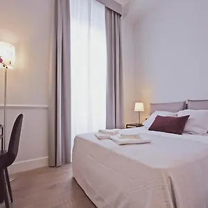 Gemini Navona Guest house