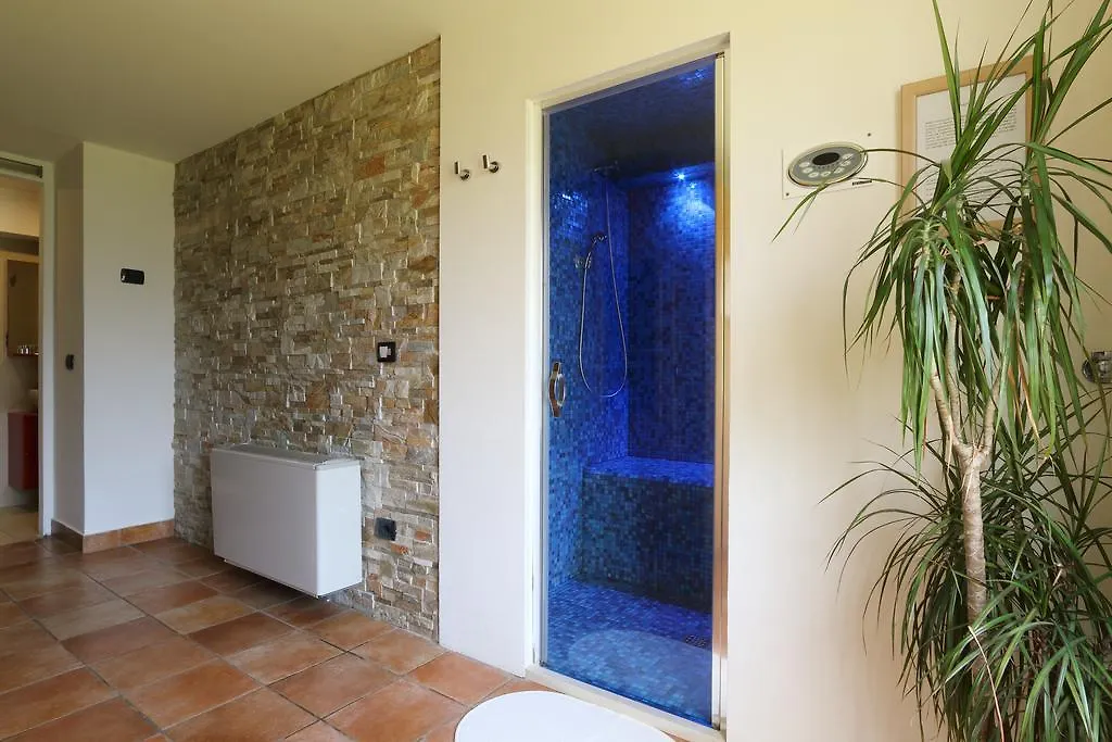 ***  Bed & Wellness Fisterre Bed & Breakfast Belluno Italy