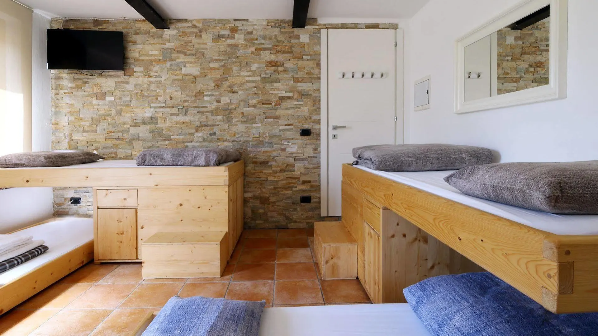 Bed & Wellness Fisterre Bed & Breakfast Belluno Italy